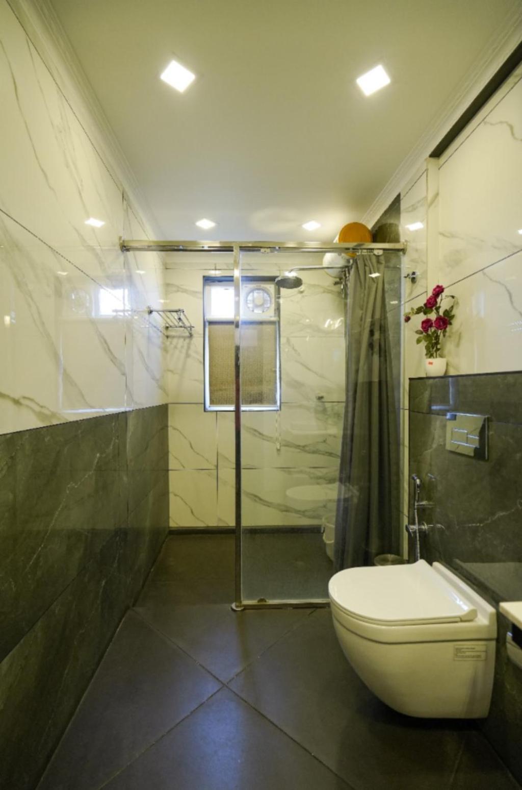 Lumino Winter Castle Hotel Pooppara Ngoại thất bức ảnh